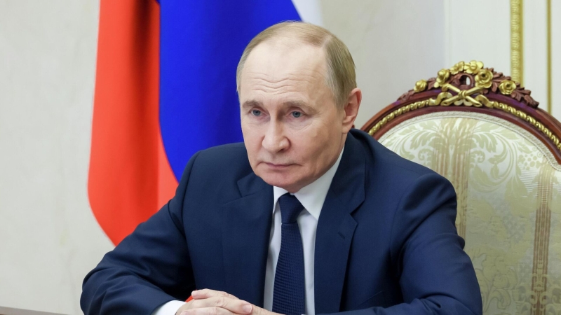 Путин провел совещание перед саммитом на Аляске