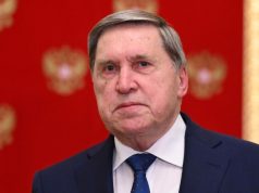 Дмитриев и Ушаков принимают участие в переговорах в Кремле