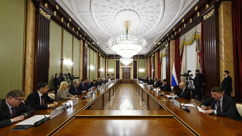 Премьер-министр Михаил Мишустин встретился с представителями думской фракции Единая Россия. 26 января 2026