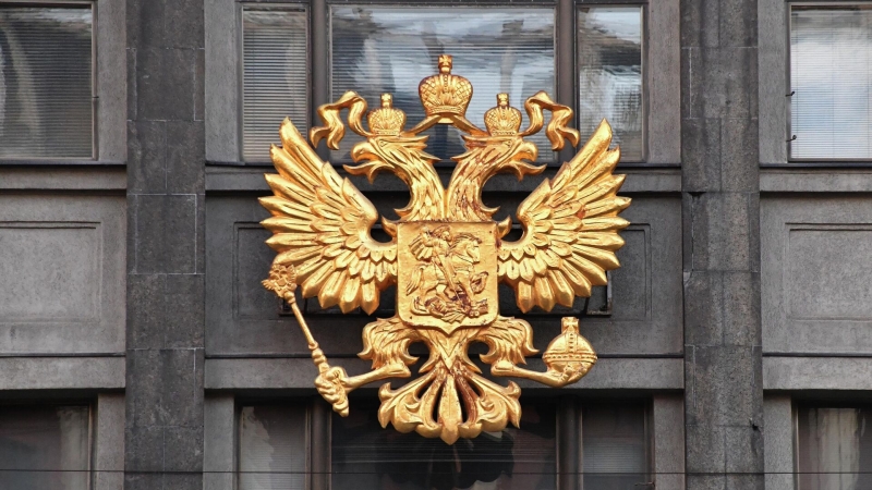 Герб России на здании Государственной думы России