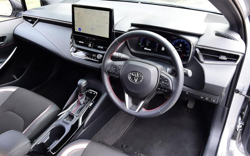 Запретят ли в России праворульные автомобили? В Росстандарте дали ответ