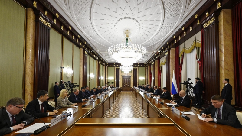 Премьер-министр Михаил Мишустин встретился с представителями думской фракции Единая Россия. 26 января 2026