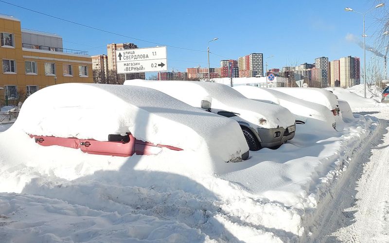 Вот какие последствия снегопада придется разгребать водителям. Фото