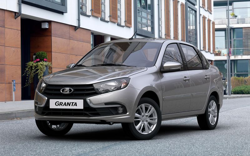 
            Чем отличается Lada Iskra от еще более дешевой Lada Granta: разбор
        